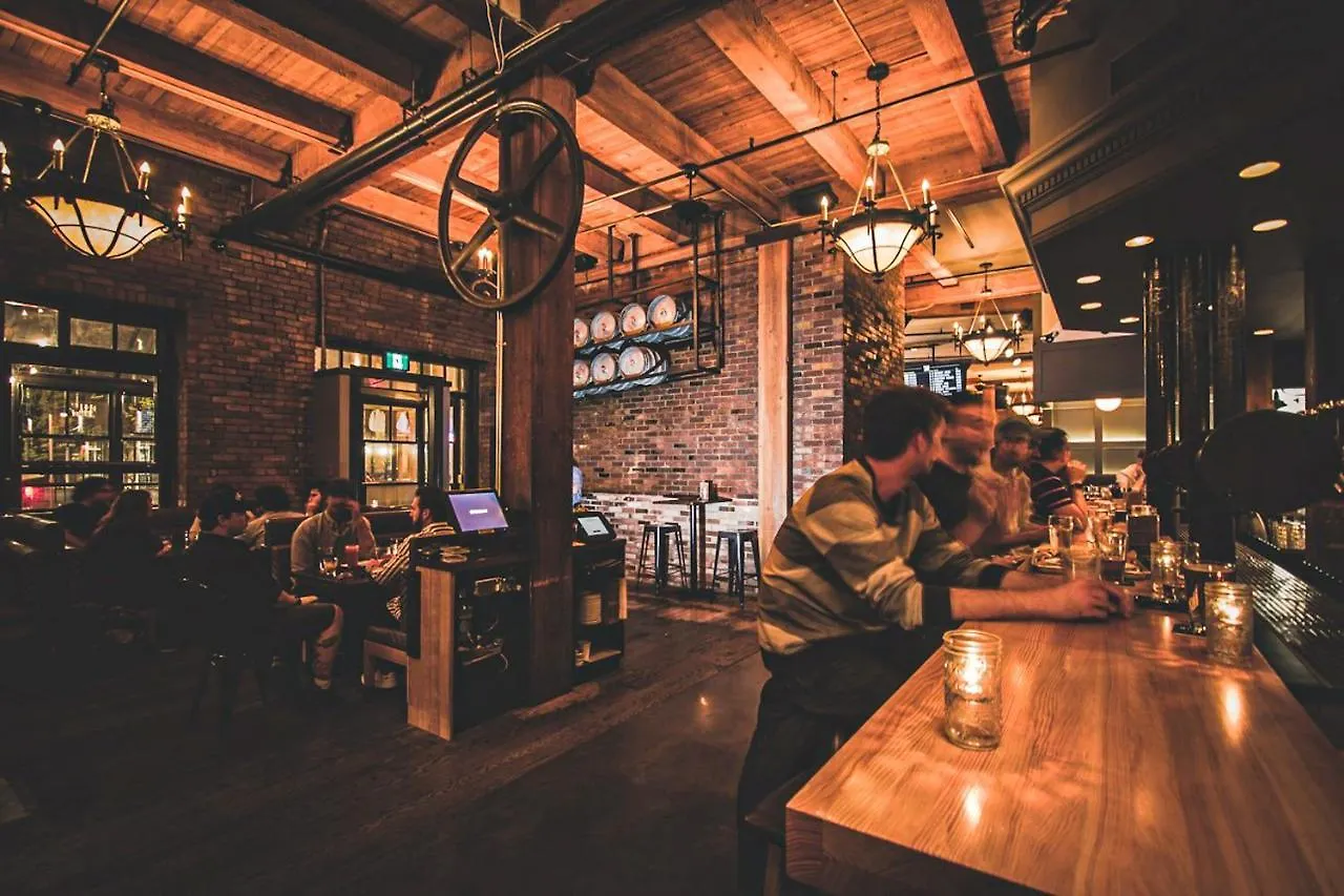 Swans Brewery, Pub & Hotel Victoria